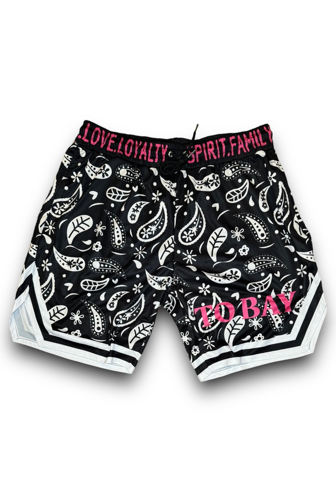 TO BAY Paisley Shorts